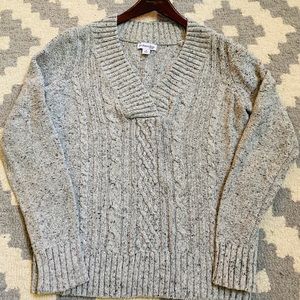 Women’s V Neck sweater